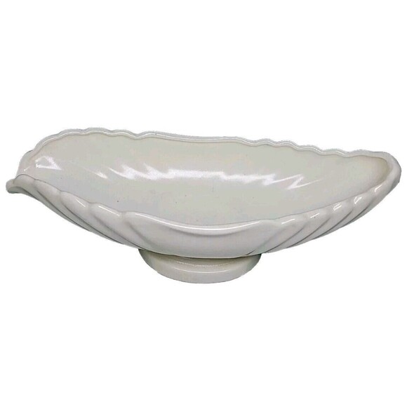 Vintage White Hamilton Art Ware Mantle Planter Vase Shell Design Pottery - Picture 2 of 7